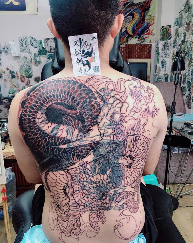 遮盖纹身图片_背部纹身图案