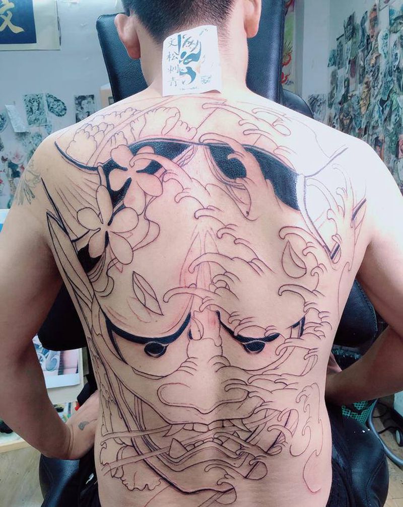 般若（麻药效果纹身图片_背部纹身图案