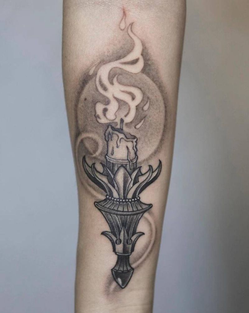 蜡烛纹身图片_手臂纹身图案