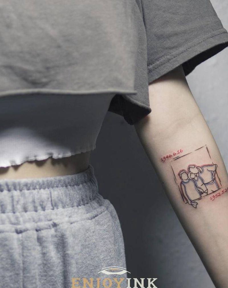 家人纹身图片_手部手臂纹身图案