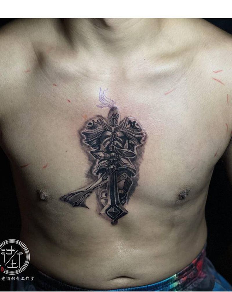 骑士纹身图片_胸部欧美写实骑士纹身图案