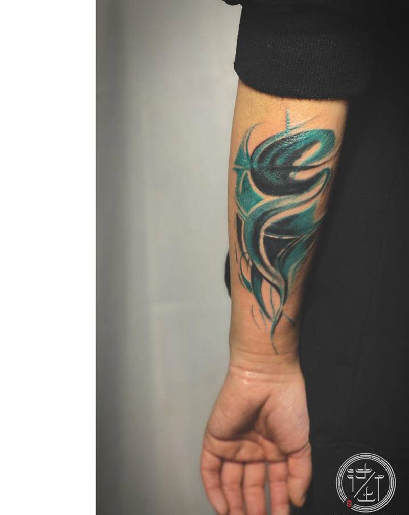 水墨遮盖纹身图片_手部水墨遮盖纹身图案