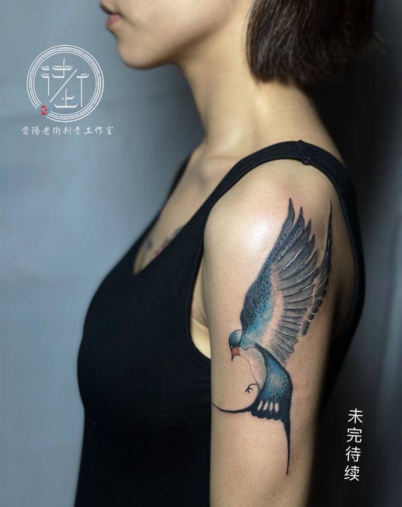 燕子纹身图片_手臂水墨燕子纹身图案