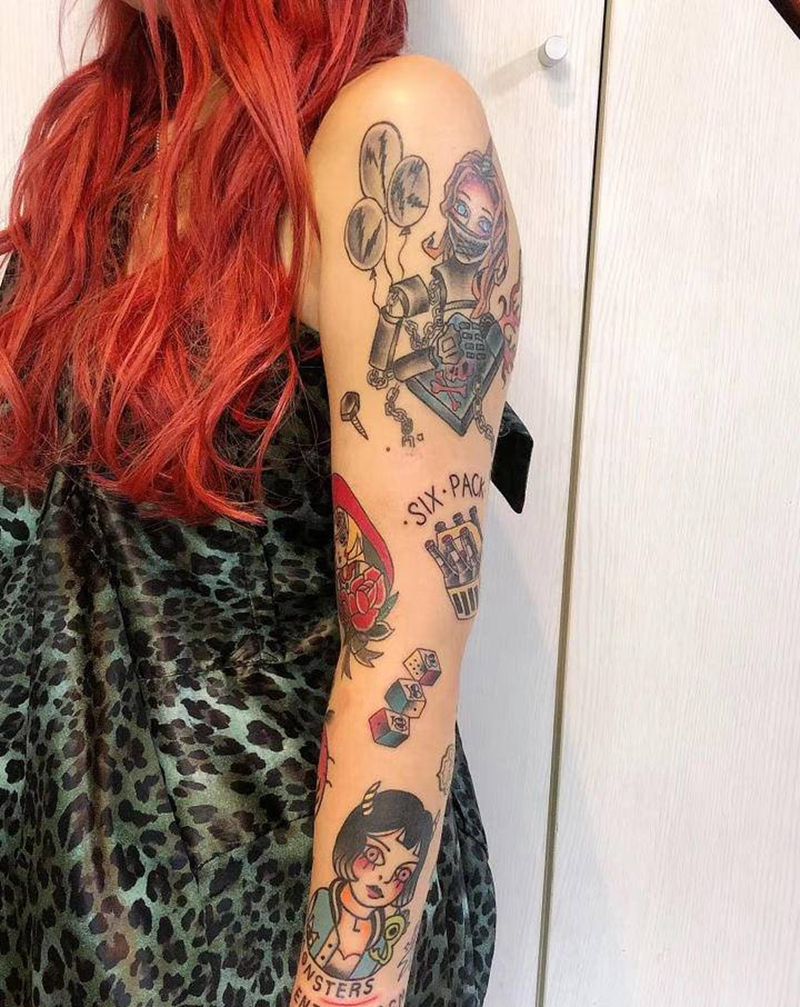 花臂拼接纹身图片_手臂Old SchoolNew School拼接纹身图案