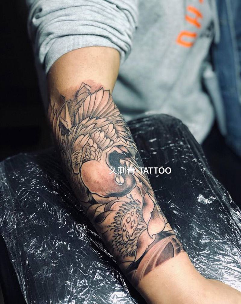 鹤纹身图片_手臂纹身图案