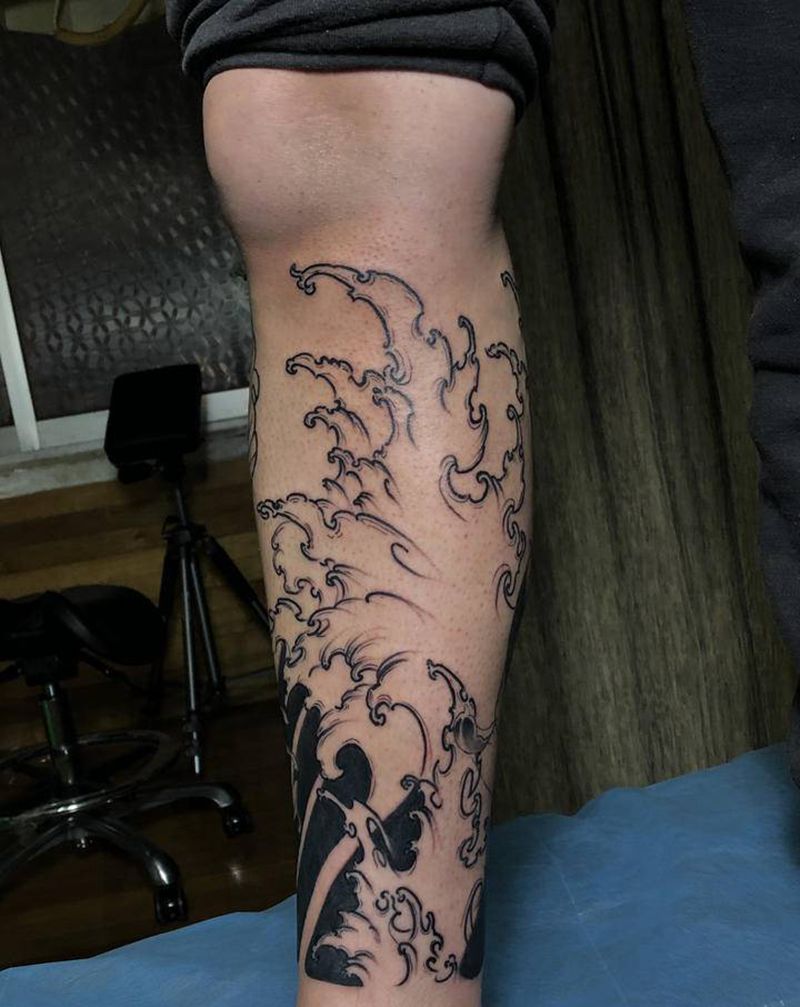 老传统纹身图片_腿部老传统浪花纹身图案