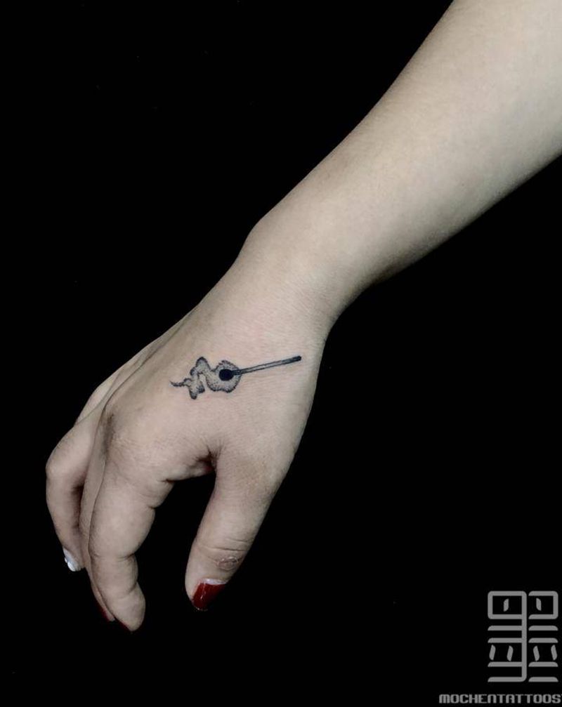 盖了个痣纹身图片_手部点刺New School遮盖纹身图案