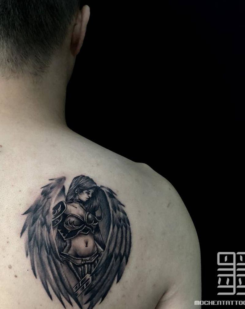 天使纹身图片_背部欧美写实天使纹身图案