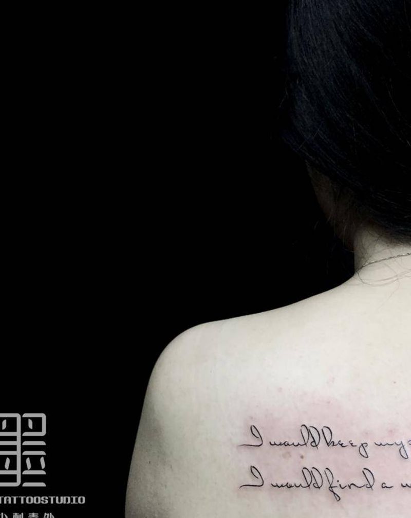 字母纹身图片_肩部花体字纹身图案