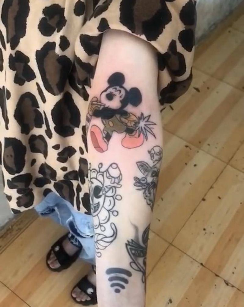 米老鼠纹身图片_手臂纹身图案