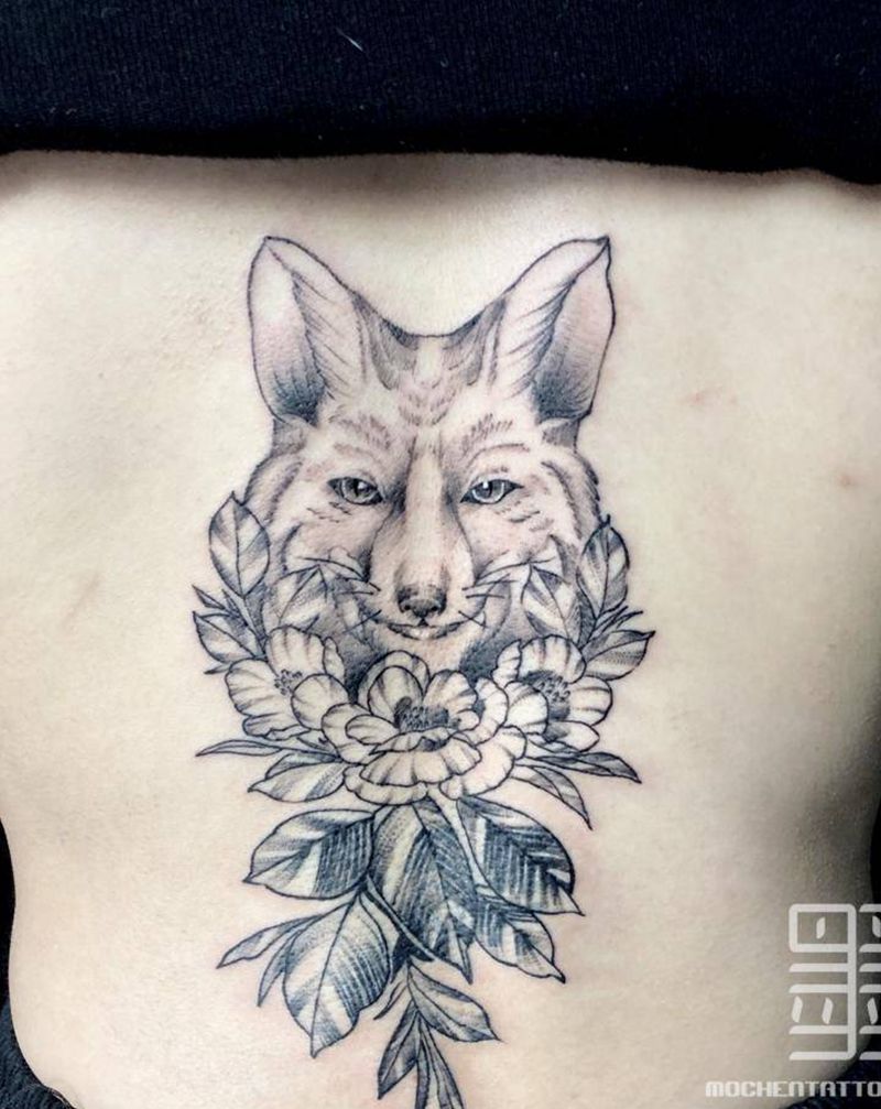 狐狸  素花  遮盖纹身图片_背部点刺狐狸纹身图案