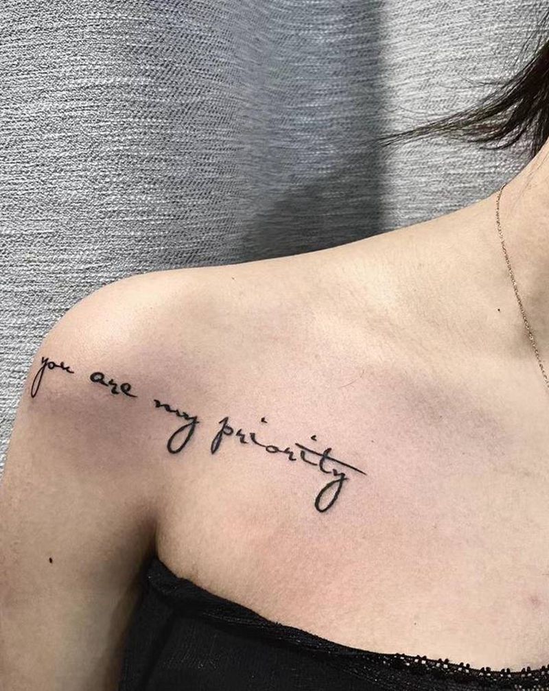 【合集】我扎的一些小字母纹身图片_手臂肩部字母英文纹身图案