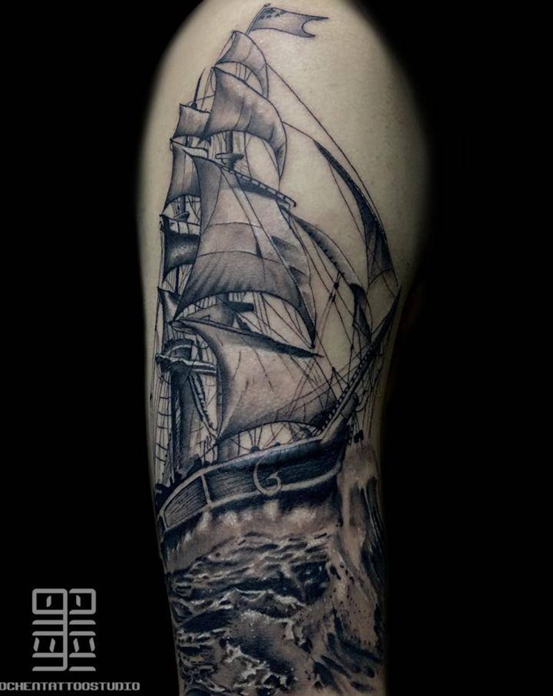 写实遮盖纹身图片_手臂欧美写实帆船遮盖纹身图案