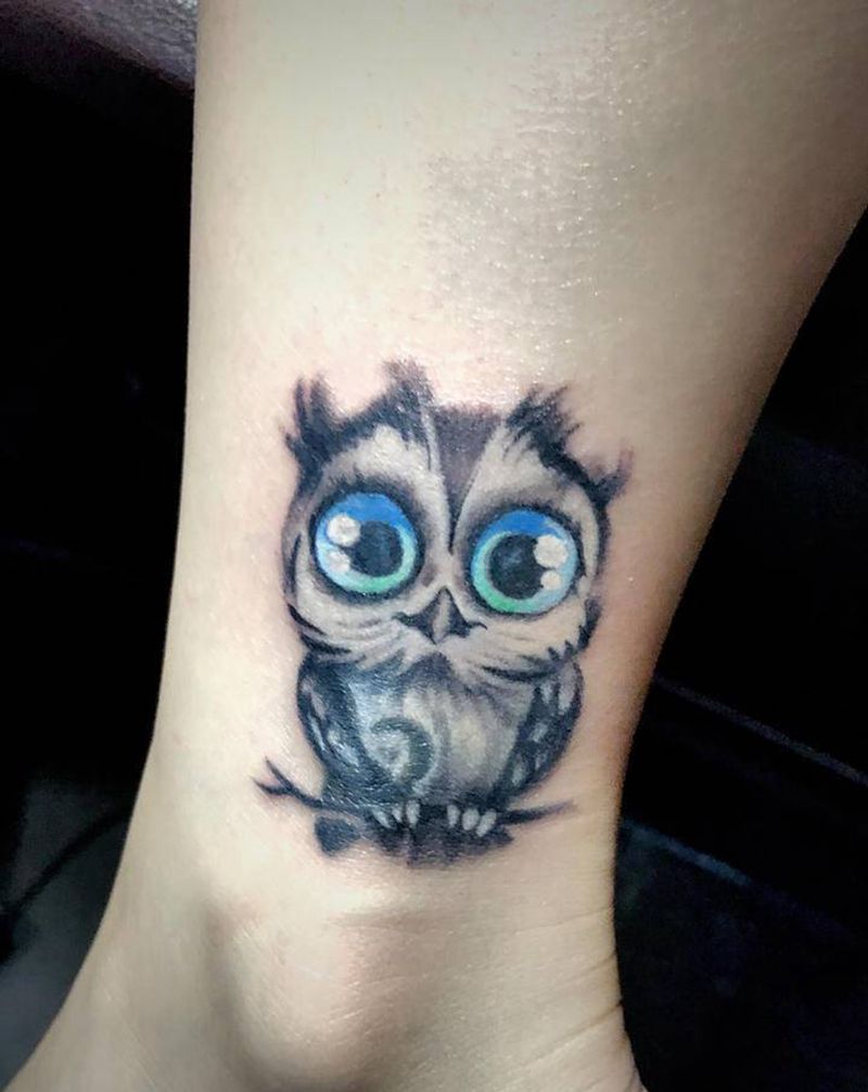 猫头鹰纹身图片_腿部水彩纹身图案