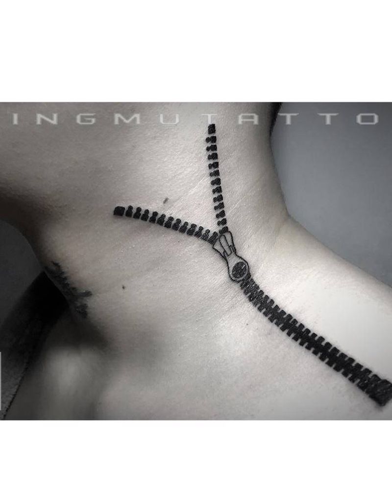 图腾式拉链纹身图片_颈部图腾纹身图案