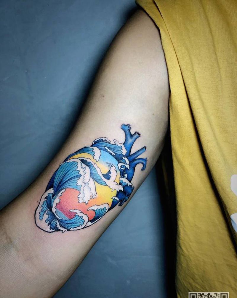 心脏  浮世绘纹身图片_手臂New School水彩纹身图案