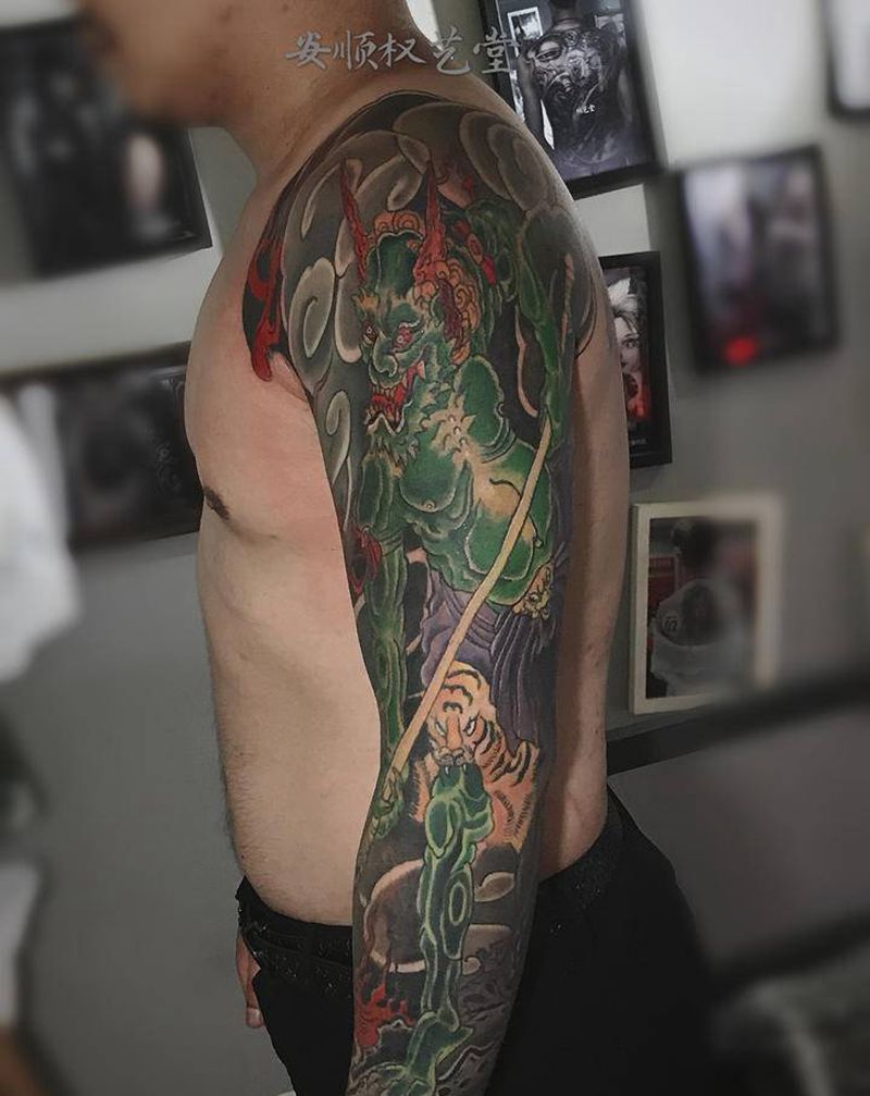 花臂纹身图片_手臂纹身图案