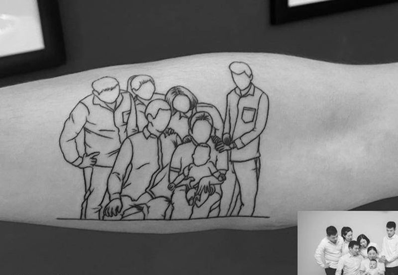 简笔肖像纹身图片_手臂几何全家福纹身图案