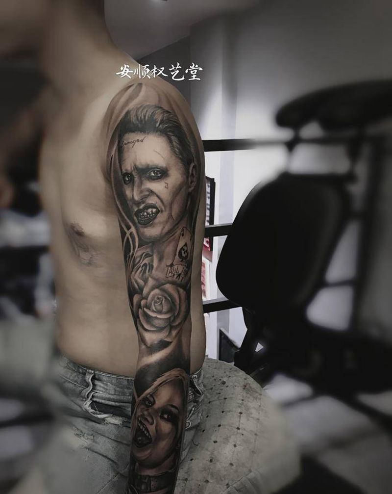 小丑纹身图片_手臂纹身图案