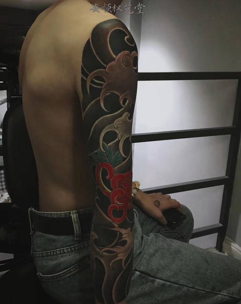 老传统纹身图片_手部纹身图案