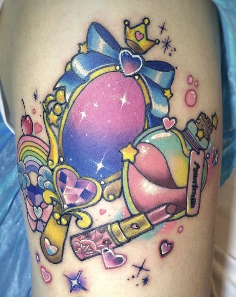 很少女心的图纹身图片_腿部New School口红镜子化妆品纹身图案