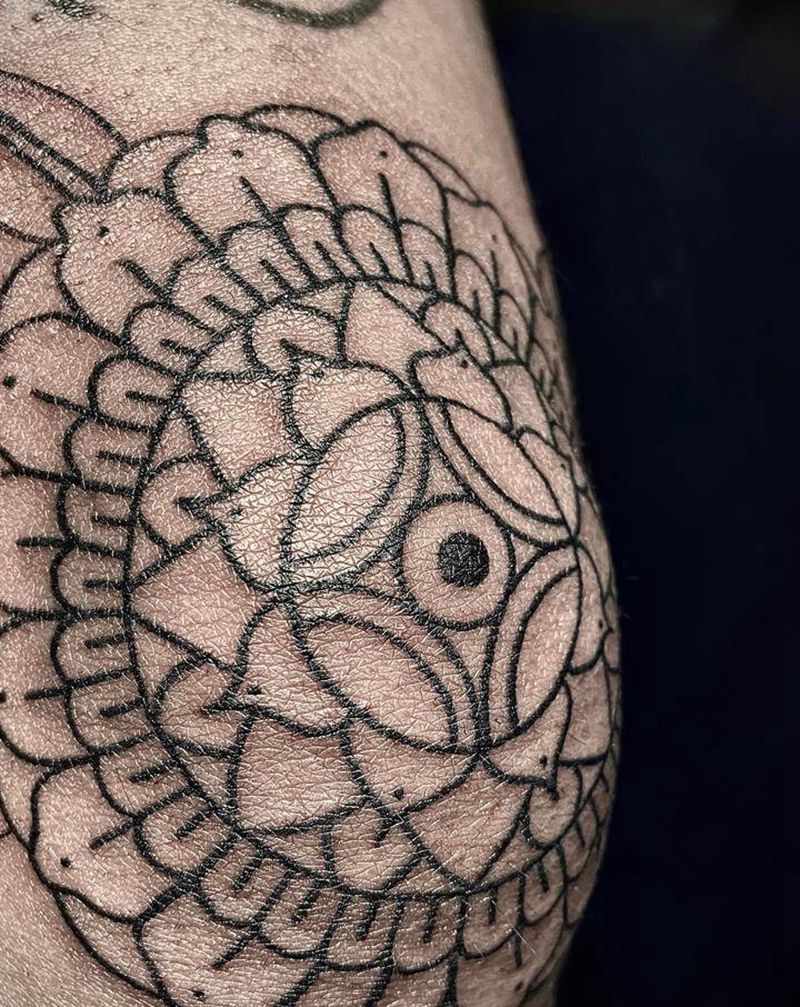 爆膝盖纹身图片_脚部Old School膝盖纹身图案