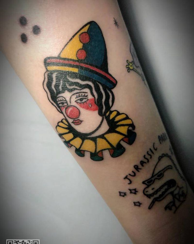 小丑纹身图片_手臂Old School纹身图案