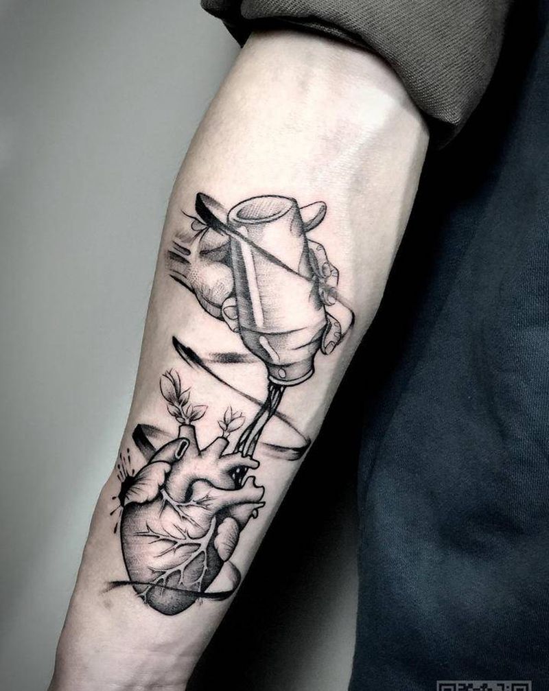 调酒师专属纹身图片_手臂点刺水墨纹身图案