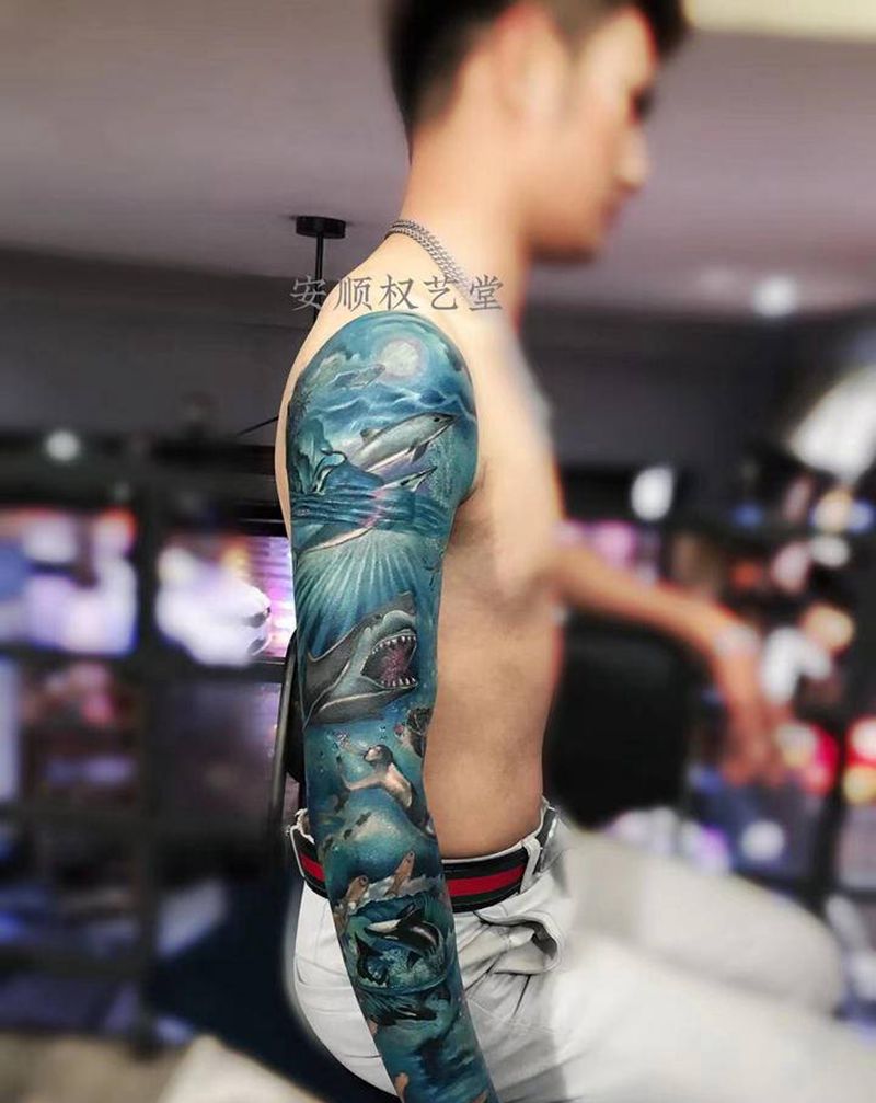 海底世界纹身图片_手部纹身图案