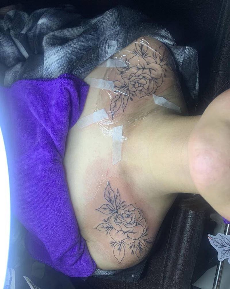 花纹身图片_肩部纹身图案