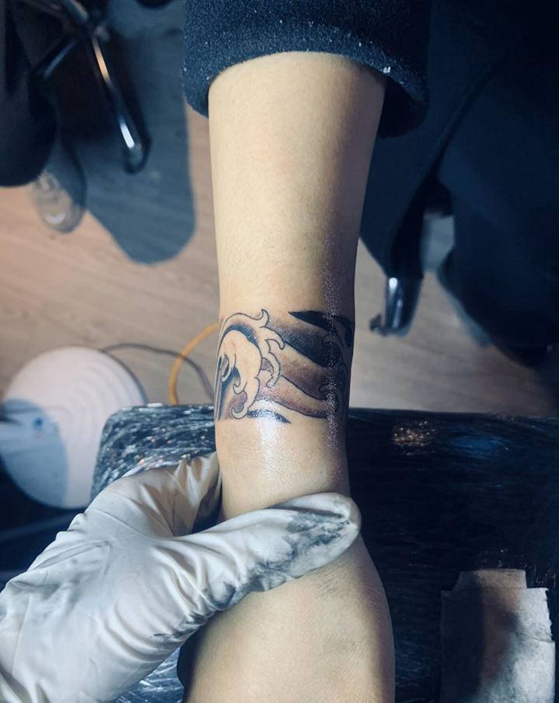 臂环纹身图片_手部纹身图案