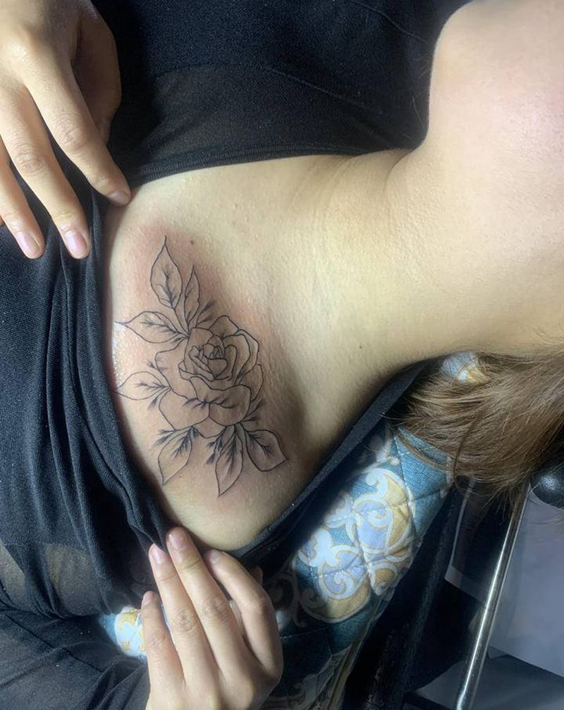 花纹身图片_肩部纹身图案