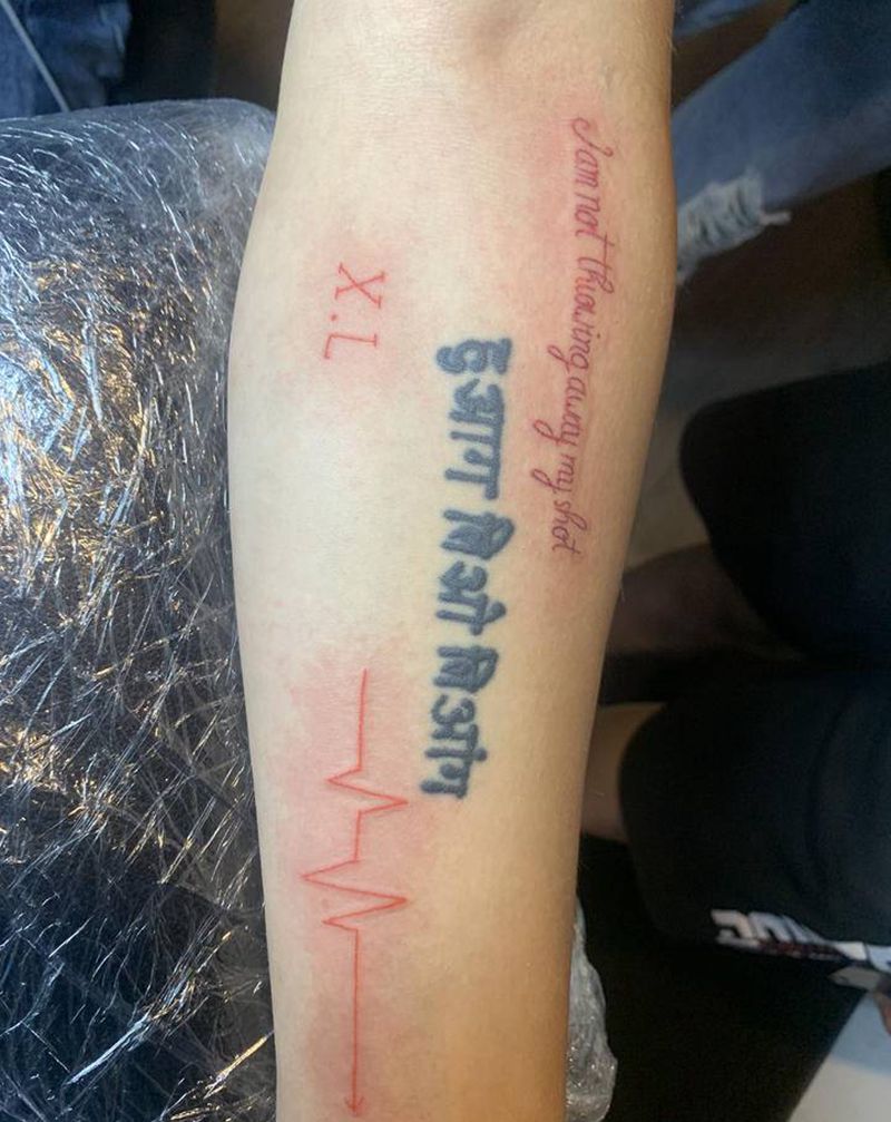 英文心电图纹身图片_手臂纹身图案