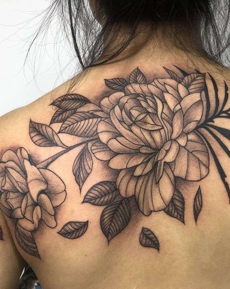 素花纹身图片_背部纹身图案