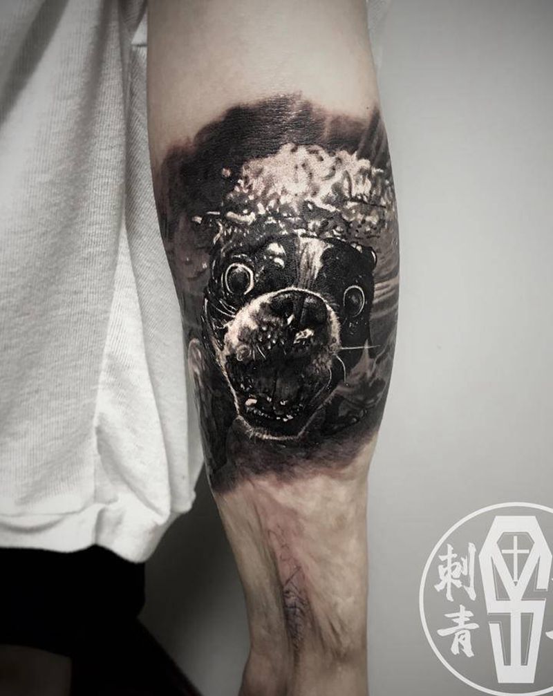 小臂内侧写实落水