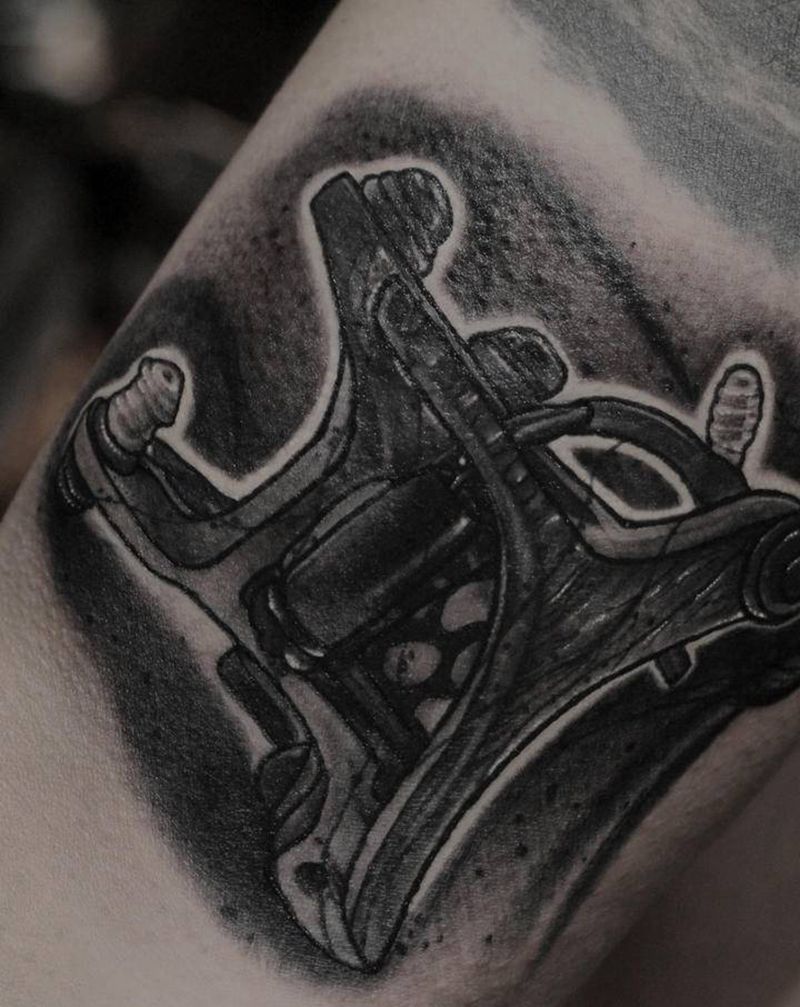 暗黑 纹身机纹身图片_欧美写实纹身图案