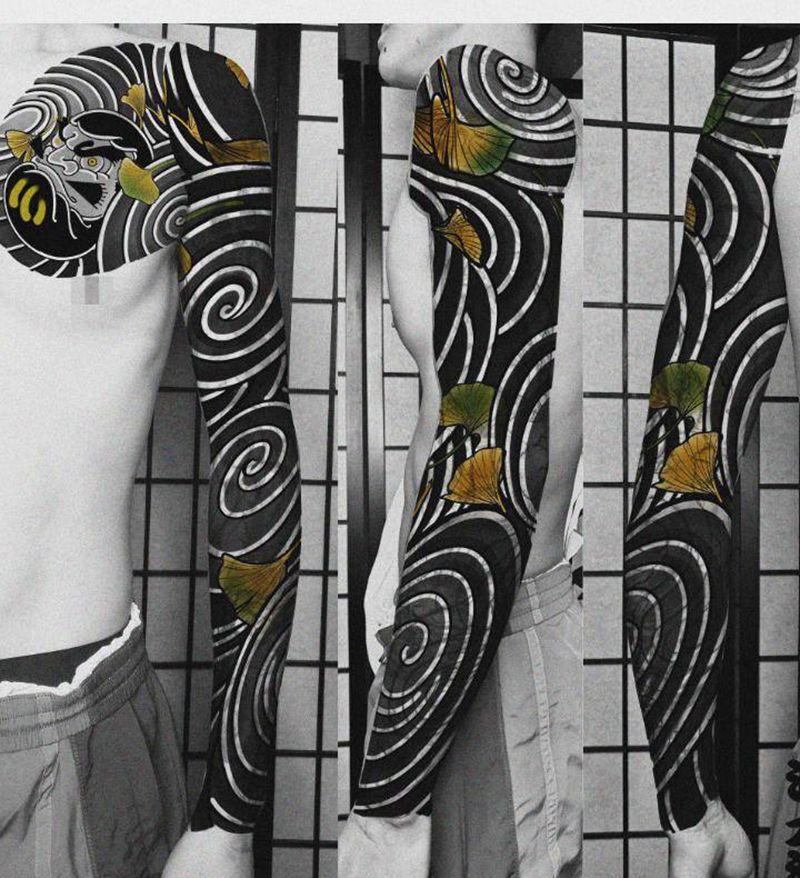 遮盖花臂效果图纹身图片_手臂胸部老传统樱花纹身图案