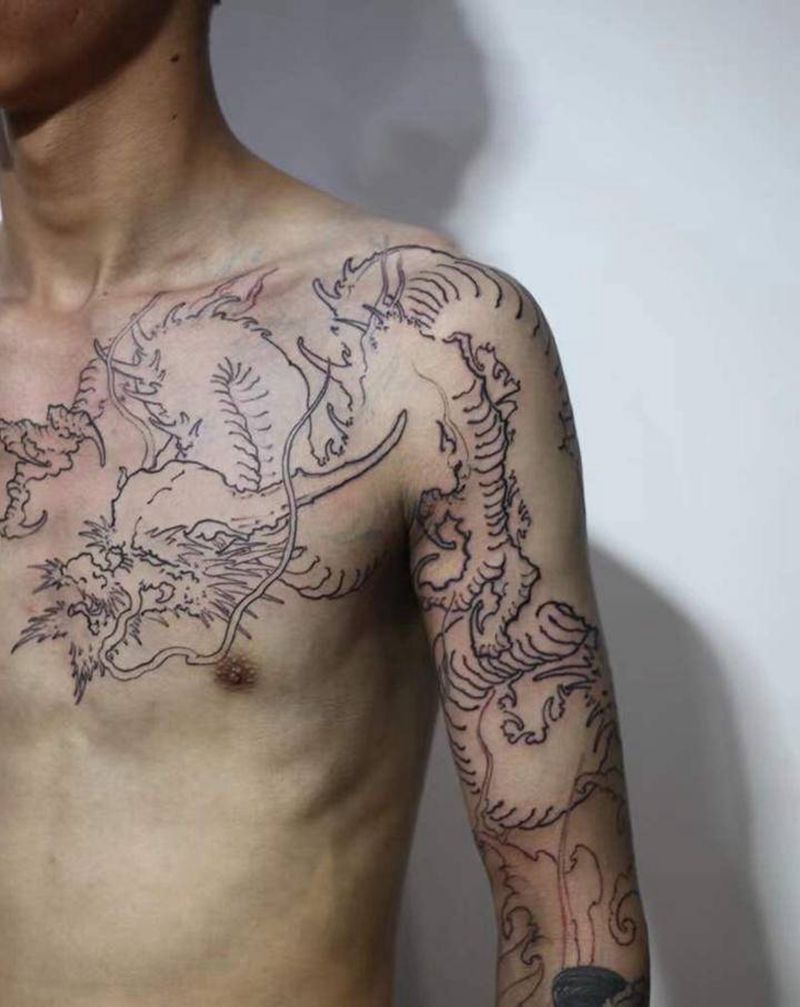 新传统：龙纹身图片_肩部新传统板甲纹身图案