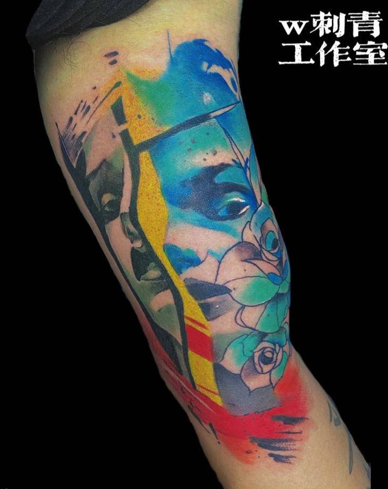 水彩风格人物纹身图片_手臂水彩纹身图案