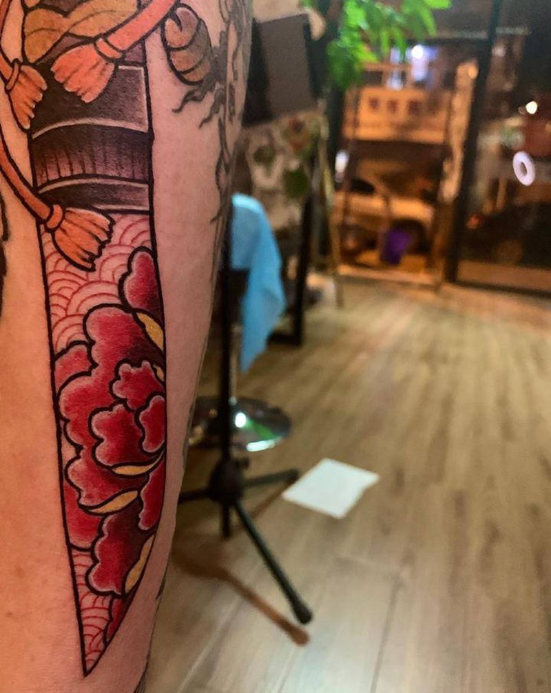 刀纹身图片_老传统纹身图案