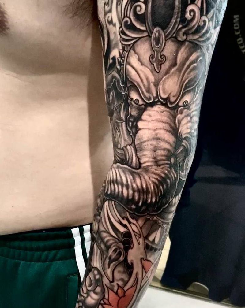 象神花臂（未完）纹身图片_Old School新传统纹身图案