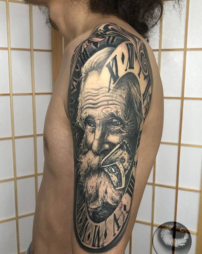 一元复始 万事更新纹身图片_手臂欧美写实老人时间美元纹身图案