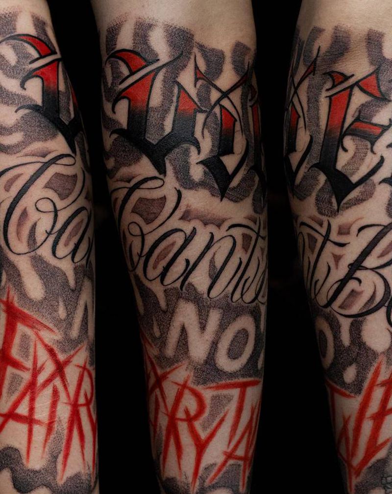 Love yours纹身图片_手臂手部花体字纹身图案