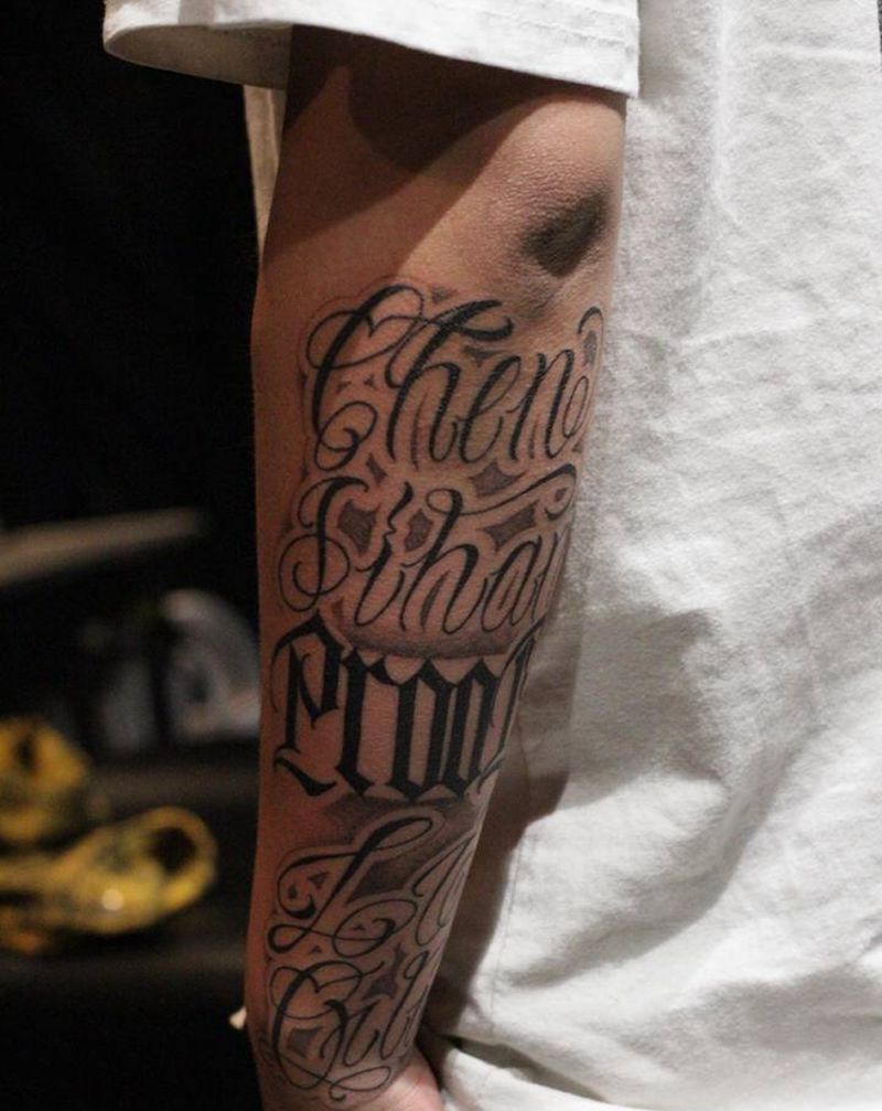 百年好合纹身图片_手臂手部花体字纹身图案