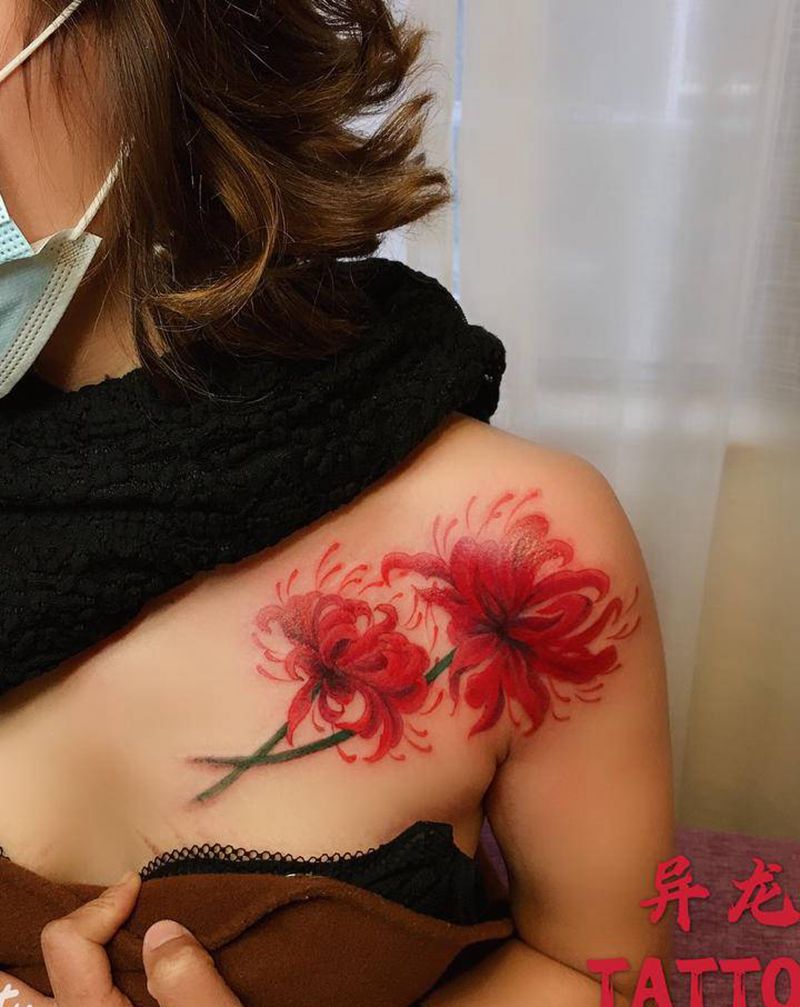 比岸花纹身图片_胸部纹身图案
