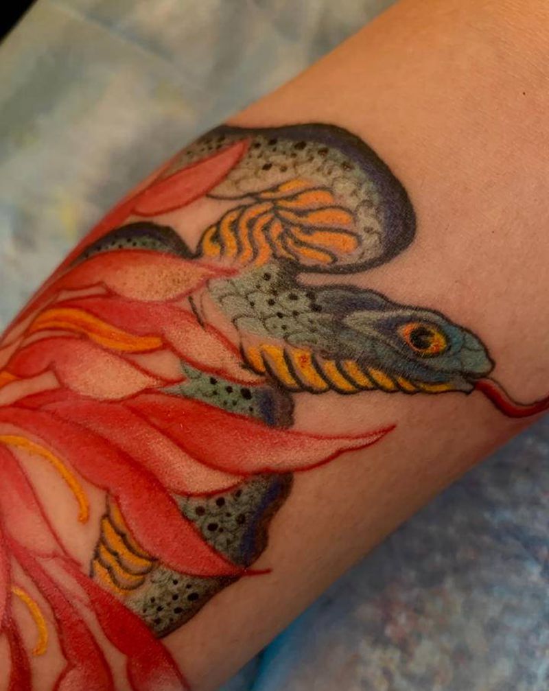 善良之蛇r纹身图片_新传统纹身图案