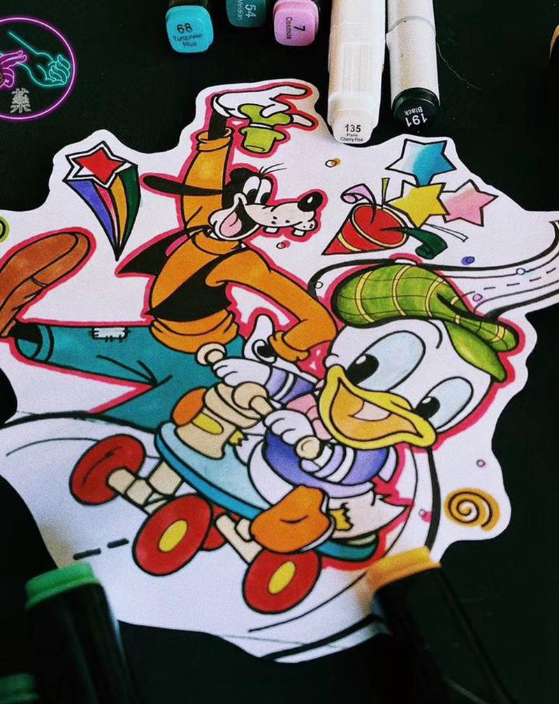 高飞唐老鸭纹身图片_手臂纹身图案