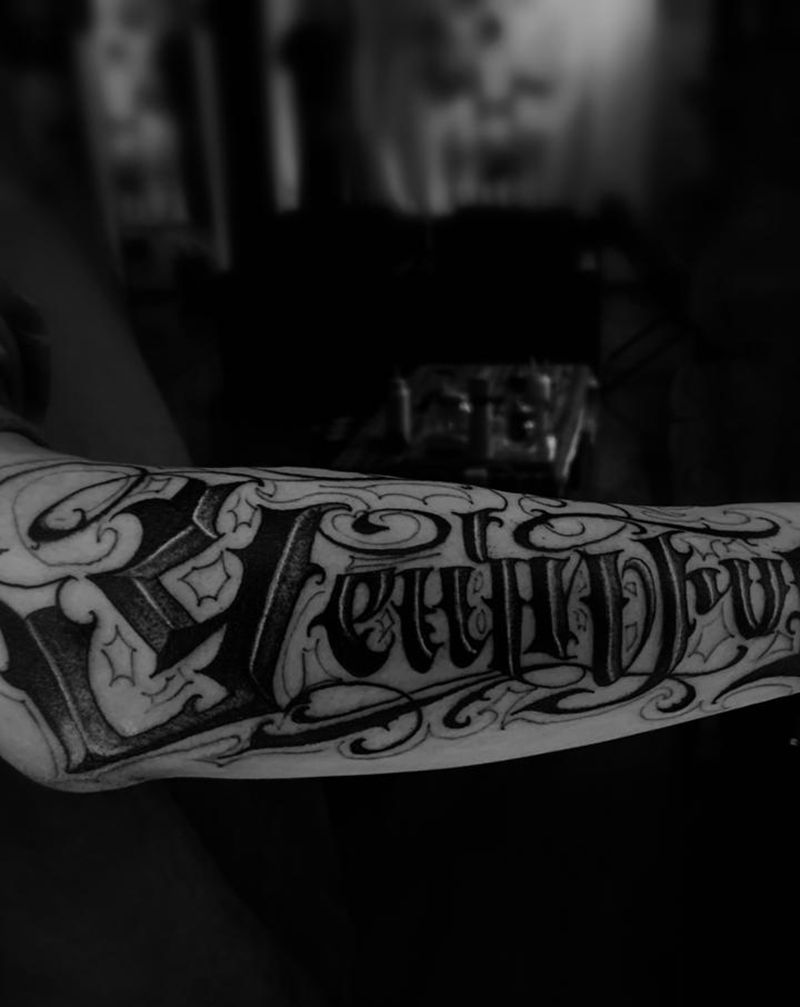 花体纹身图片_花体字纹身图案