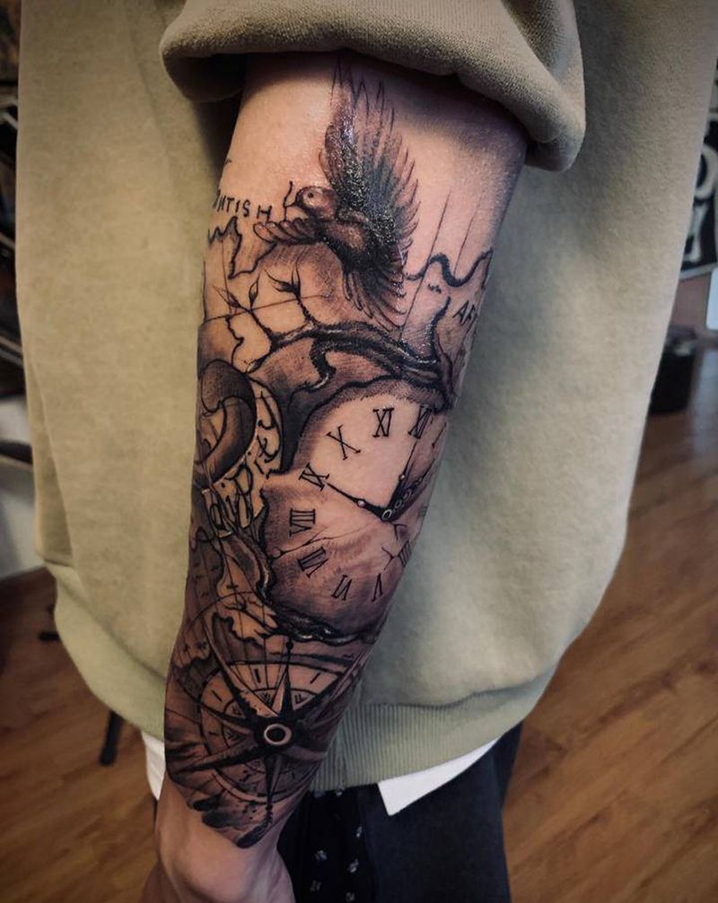 时间/方向纹身图片_欧美写实New School纹身图案