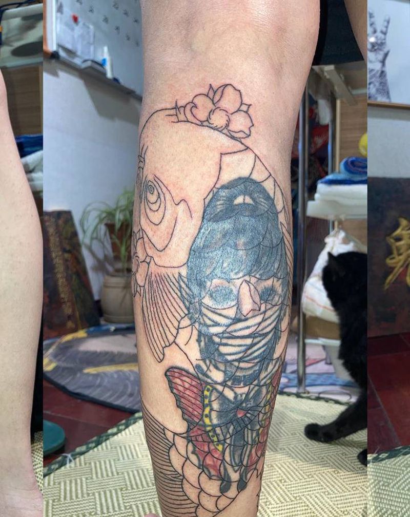 鲤鱼纹身图片_腿部老传统遮盖鲤鱼日式纹身图案